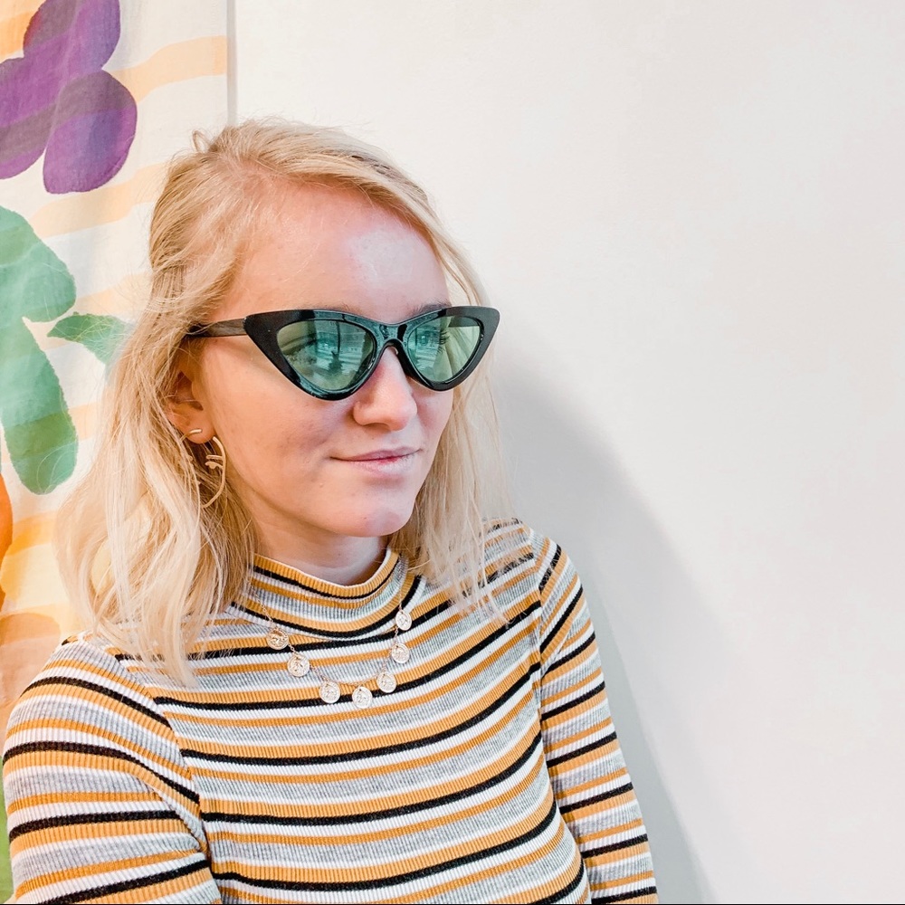 Trendy Cat Eye Stylish Sunglasses - Picture 2 of 7